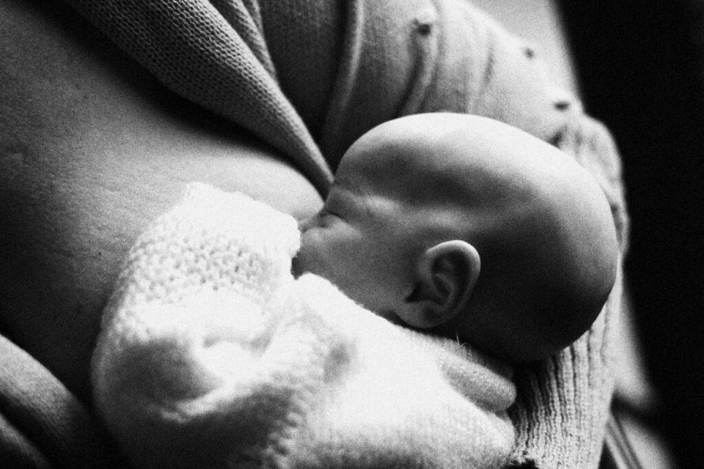 Benefícios psicológicos da amamentação para mãe e filho